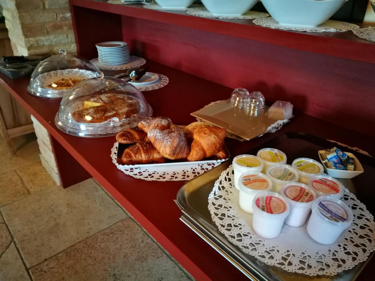 Agriturismo Il Falco SantʼElpidio a Mare Εξωτερικό φωτογραφία
