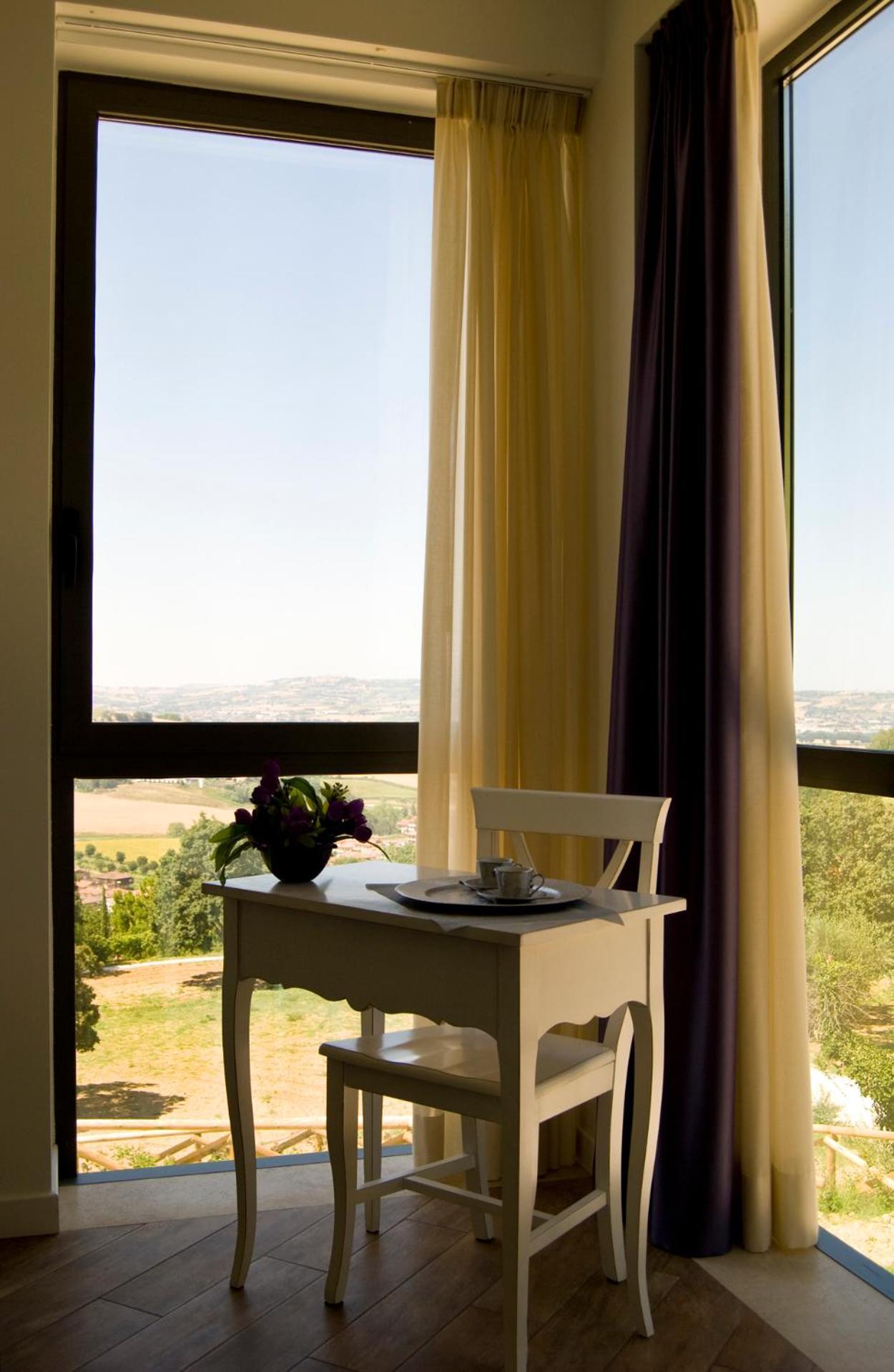 Agriturismo Il Falco SantʼElpidio a Mare Εξωτερικό φωτογραφία